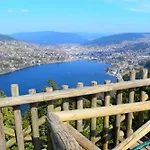 Luxury Full Center And Near Lake!