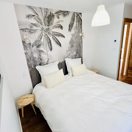 Luxury Full Center And Near Lake! 아파트 *